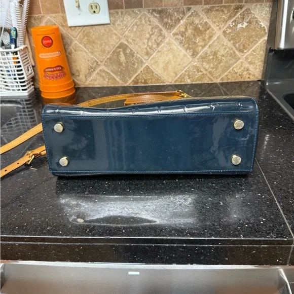 Authentic Louis Vuitton Dark Teal and Tan Vernis Women's Bag - Picture 7 of 11